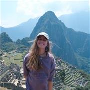 Profesora de biologia apta para todos los niveles.